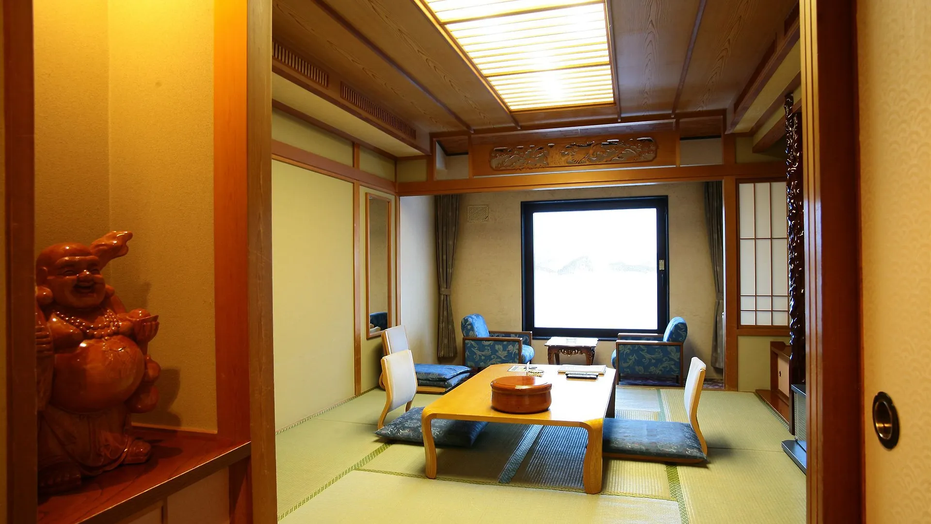 Toya Sun Palace Resort & Spa Sobetsu 3*,  Japan